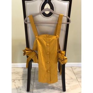 Stylish mustard yellow top